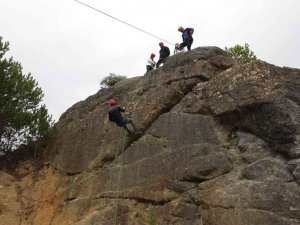 Gazetecilere Arama Kurtarma Ve Dağcılık Eğitimi Verildi
