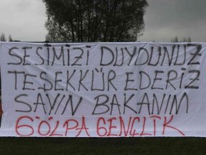 Bakan Dönmez’e Teşekkür Pankartı