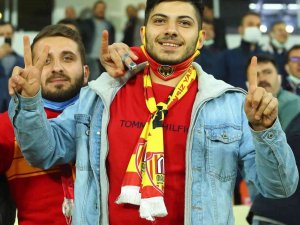 Marius Sumudica’ya Sevgi Seli