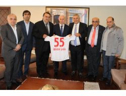 Samsunspor Yönetimi Valiyi Ziyaret Etti