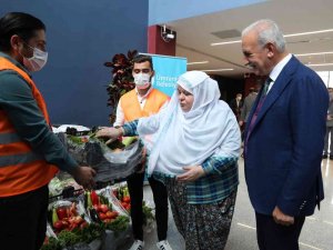Ümraniye Belediyesi’nden Çiftçiye Destek