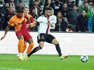 Süper Lig: Beşiktaş: 2 - Galatasaray: 1 (Maç Sonucu)