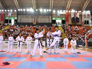 Tekvando Poomsae Türkiye Şampiyonası Mamak’ta