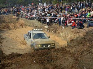 600 Off-road Aracı Balıkesir’de Buluştu, Nefes Kesen Anlar Yaşandı