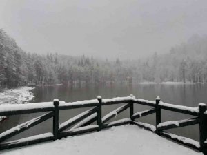Artvin’in Karagölleri Beyaza Büründü
