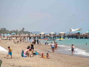 Antalya Turizmdeki En İyi Ekim Ayını Yaşıyor