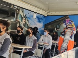 Çankırı’da Öğrencilere Simülasyon Tırında Deprem Eğitimi