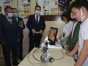 Öğrencilerin 24 Eseri Tübi̇tak Bilim Fuarı’nda Sergilendi