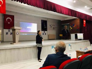 Elazığ’da Okul Yöneticilerine ‘Aşı Farkındalığı’ Eğitimi