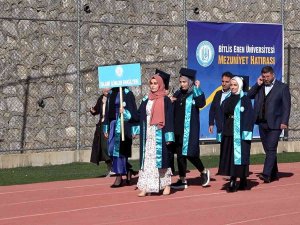 Bitlis Eren Üniversitesinde Pandemiden Sonra İlk Mezuniyet