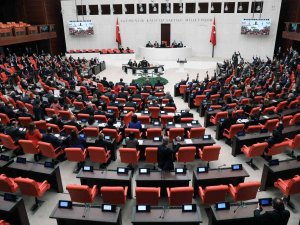 Suriye Ve Irak Tezkeresi Tbmm’de Kabul Edildi