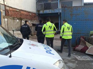 Gps Cihazını Sökemeyince Kutusunu Çaldı Çaldılar