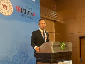 Triatlonda Denizlili Başkan Güven Tazeledi