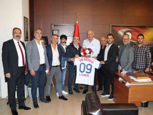 Söke Masters Spor Kulübü Sahaya İniyor