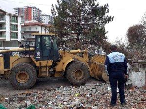 Keçiören’de 2 Bin 466 Adet Metruk Yapı Yıkıldı