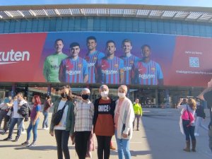 Gediz Altınkent Ortaokulu’nun Öğretmen Ve Öğrencileri İ̇spanya’dan Döndü