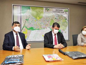 Hastanede Doğan Bebeklere Zıbın Seti Hediye Edilecek