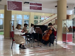 Anadolu Üniversitesi’nde Fuaye Konserleri Devam Ediyor