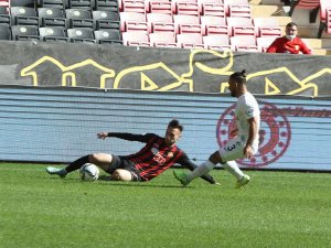 Ziraat Türkiye Kupası: Eskişehirspor: 0 - Alagöz Holding Iğdırspor: 2