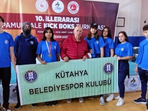 Elif Kaya Ve Medine Düzgün Kütahya’nın Gururu Oldu