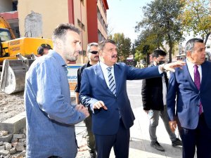 Başkan Gürkan Meydana İndi