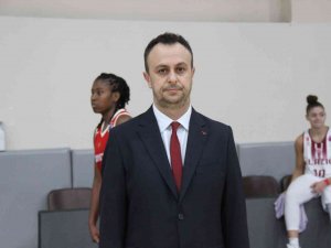 Elazığ İ̇l Özel İ̇dare Başantrenörü Acer: “Zor Günler Geçiriyoruz Ama Pes Etmeyeceğiz”