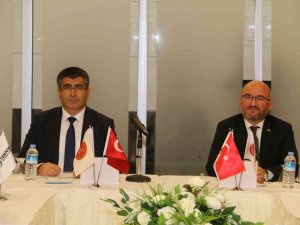 Uni̇kop Üyesi Üniversite Rektörleri Nevü’de Bir Araya Geldi