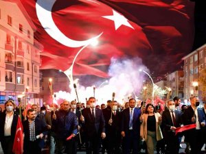 Mamak’ta Cumhuriyetin 98’inci Yılı Kutlamaları Başlıyor