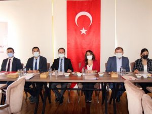 İ̇l Sağlık Müdürü Açıkgöz, Denizli’deki Toplantıya Katıldı