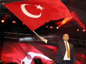 Taşdelen: “Cumhuriyet Sensin Cumhuriyet Senin”