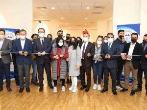 Erü’de ’Unutulmayan Meslekler’ Fotoğraf Sergisi Düzenlendi