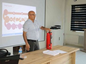 Cizre’de Öğretmenlere Yönelik Temel Afet Bilinci Semineri Düzenlendi