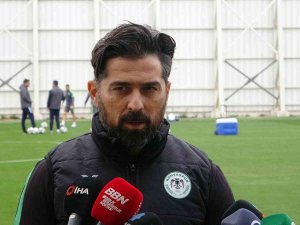 İ̇lhan Palut: "Önceliğimiz İyi Futbol, İyi Mücadele"