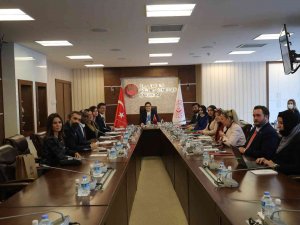 Bakan Yanık: “Türkiye’nin Sığınmacılar Konusunda Aldığı Sorumluluğunun Desteklenmesi Gerektiğini Yeniden Hatırlattık”