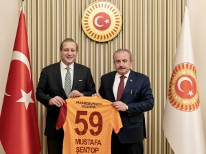 Tbmm Başkanı Şentop, Galatasaray Kulübü Başkanı Elmas İle Yöneticileri Kabul Etti