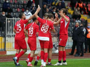 Ziraat Türkiye Kupası: Tuzlaspor: 0 - 68 Aksaray Belediyespor: 1