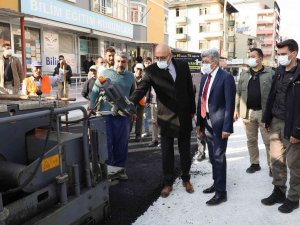 Vali Ve Belediye Başkan Vekili Bilmez, İ̇pekyolu’ndaki Çalışmaları İnceledi