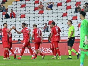 Ziraat Türkiye Kupası: Ft Antalyaspor: 5 - Diyarbekirspor: 0