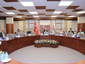 Zincir Marketlere 2 Buçuk Milyar 649 Milyon Lira Para Cezası