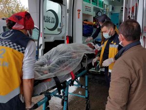Samsun’da Otomobil Duvara Çarptı: 1’i Ağır 2 Yaralı