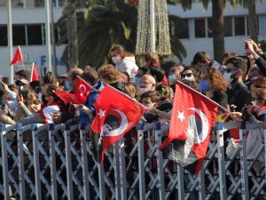 İ̇zmir’de Cumhuriyet Bayramı Coşkusu