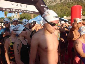 Aquamasters Yüzme Şampiyonası Başladı
