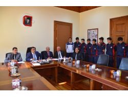 “gençliğe Sporla Bakış” Projesi İmza Töreni Gerçekleşti