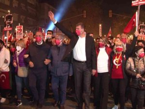 29 Ekim Cumhuriyet Bayramı Kadıköy’de Coşkuyla Kutlandı