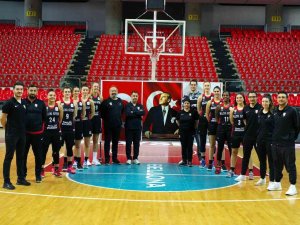 Bellona Kayseri Basketbol Galibiyet Arıyor