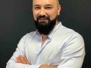 "Mezoterapi İle Saçlarınızı Canlandırın"