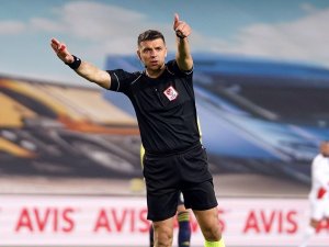 Altay-sivasspor Maçının Var’ı Ümit Öztürk