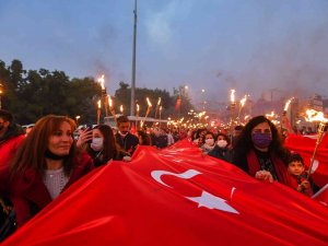 Başkent’te Cumhuriyet Coşkusu Sokaklara Taştı