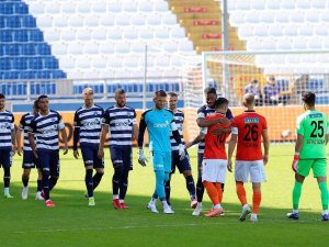 Süper Lig: Kasımpaşa: 0 - Yeni Malatyaspor: 0 (İ̇lk Yarı)