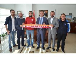 Gemlik’e Galatasaray Parkı Ve Uefa Anıtı